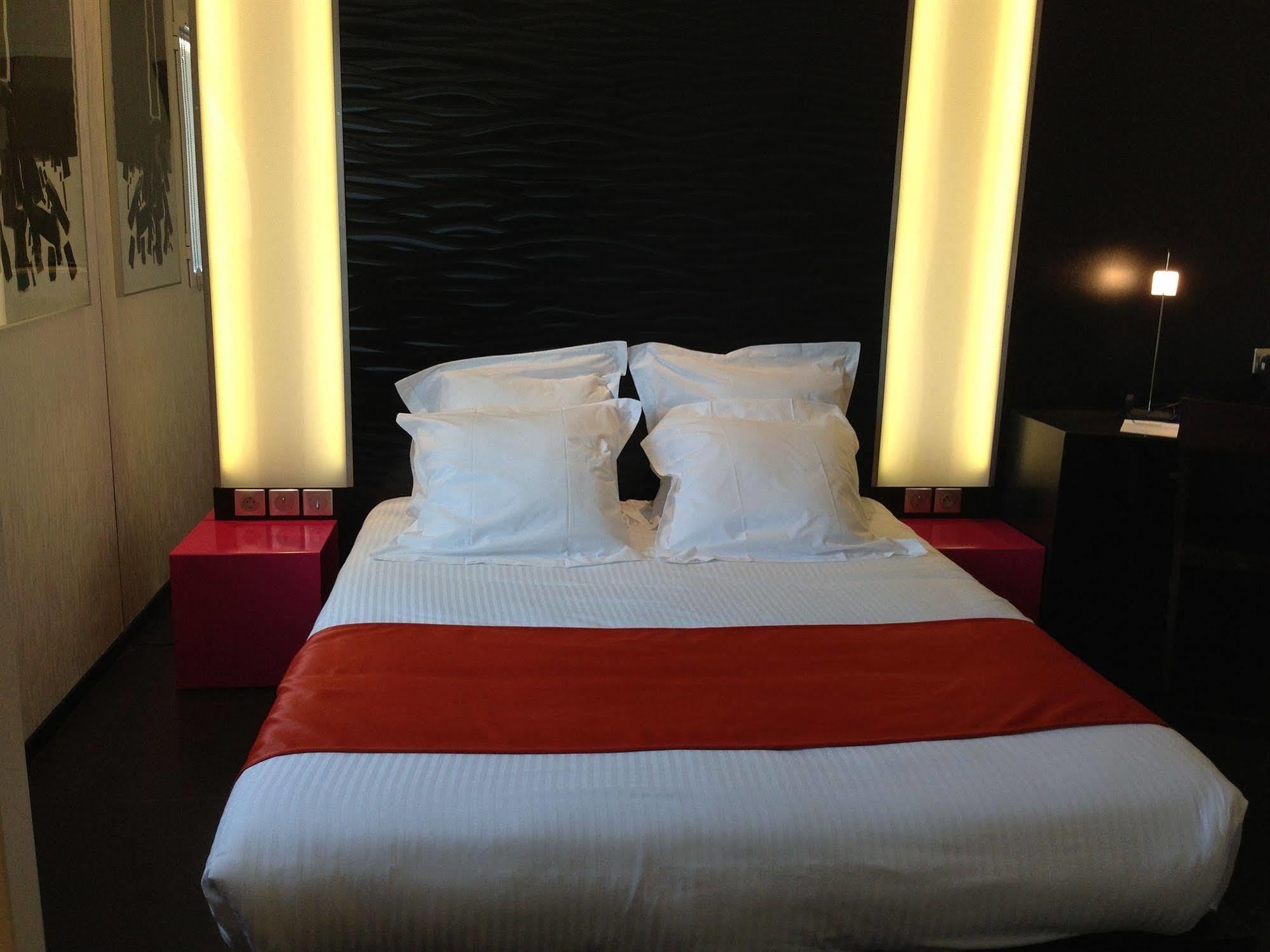 Hotel Gardenia Bordeaux Est Yvrac ภายนอก รูปภาพ